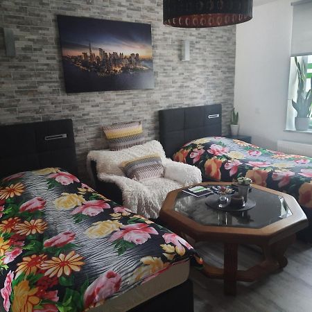 Joys Ferienwohnung 奥伯豪森 外观 照片